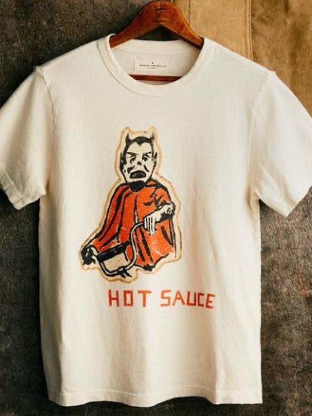 Imogene + Willie 'Hot Sauce' Graphic Tee
